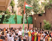HYDERABAD, AUG 15 (UNI): Telangana BJP President N Ramchander Rao hoists the National Flag on the occasion of 79th Independence Day, at Dr Shyama Prasad Mukherjee Bhavan, BJP State Office, Nampally in Hyderabad on Friday. UNI Photo N7U HYDERABAD, AUG 15 (UNI): Telangana BJP President N Ramchander Rao hoists the National Flag on the occasion of 79th Independence Day, at Dr Shyama Prasad Mukherjee Bhavan, BJP State Office, Nampally in Hyderabad on Friday. UNI Photo N7U
