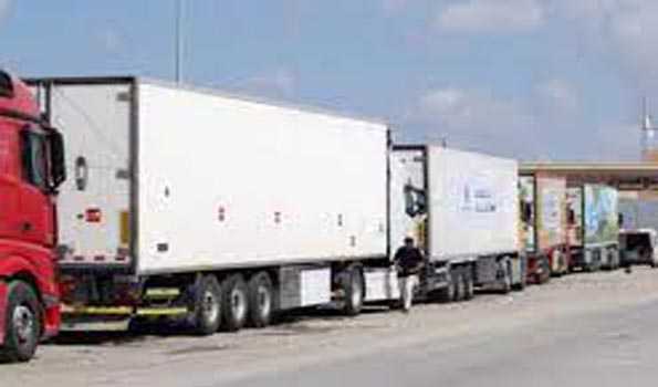 Over 850 trucks with humanitarian aid enter Gaza