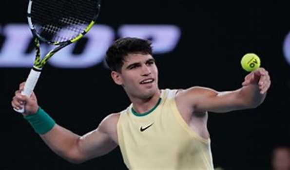 Alcaraz makes punching return, defeats Gasquet in Australian Open