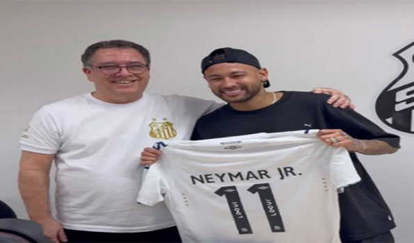 Depay hails Neymar