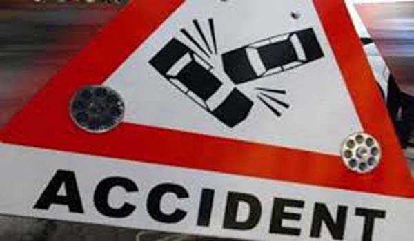 UP: Six killed, 3 injured as truck hits car in Sonbhadra