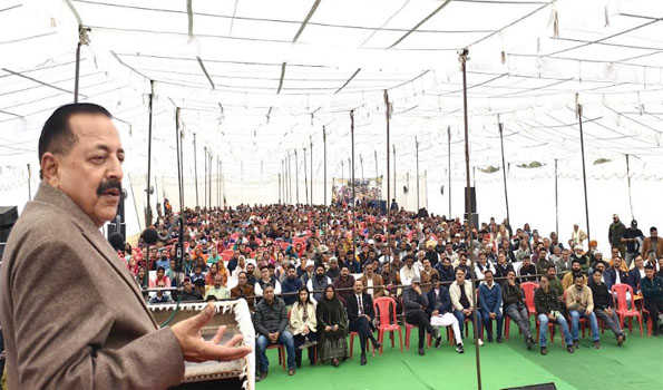 Jitendra calls for achieving saturation after launching central water schemes in Kathua