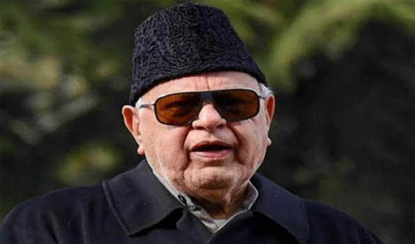 JK CM, Farooq Abdullah greet people on Holi