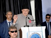 JAMMU, DEC 16 (UNI): Jammu and Kashmir National Conference President Dr. Farooq Abdullah addresses the tribute paying programme to the founder of Baba-e-Qoum Dr Masud Ahmed Choudhary on his third death anniversary, at Gurjar Charitable Trust in Jammu on Tuesday. UNI Photo 50U