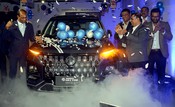 BENGALURU, DEC 16 (UNI): JSW MG Motor India Director - Sales Lakshmi Ram Kumar Subbaraj launches the All-New MG Hector, in Bengaluru on Tuesday. UNI Photo 57U