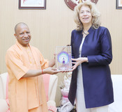 LUCKNOW, APR 29 (UNI):- Uttar Pradesh Chief Minister Yogi Adityanath  call on Marie Louisa Gerards, Ambassador of the Kingdom of Netherlands, in Lucknow on Monday. UNI PHOTO-18U
